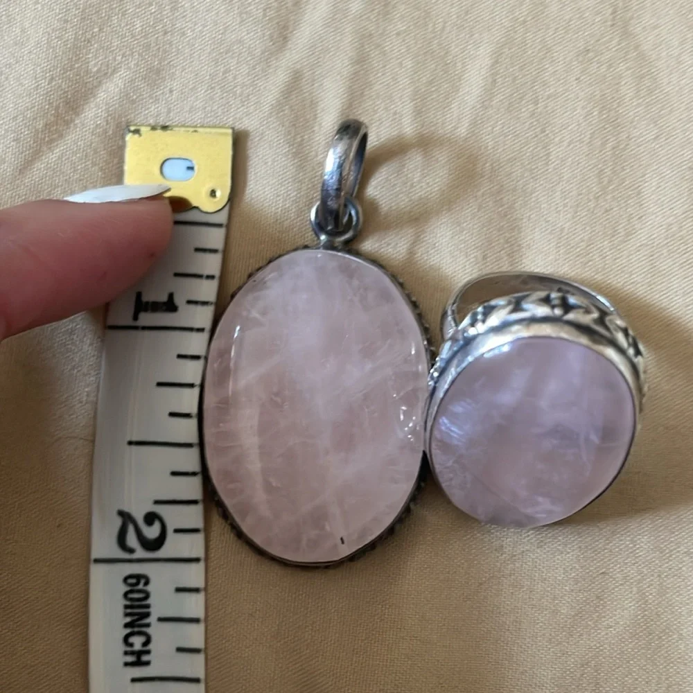 Vintage 925 Silver and Rose Quartz Pendant & Ring Set - Picture 6 of 7